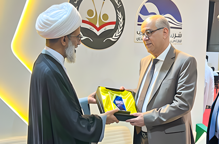 المؤسسة تؤكد حضورها في معرض بغداد الدولي للكتاب 2025 وتهدي درعها إلى رئيس اتحاد الناشرين العراقيين