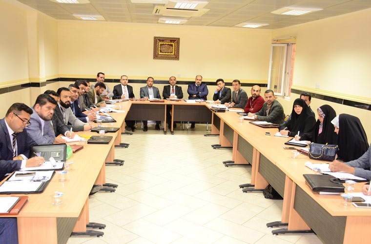 الدليل تقيم دورةً لأساتذة الجامعات العراقيّة للتنمية الفكريّة والتأهيل العقديّ