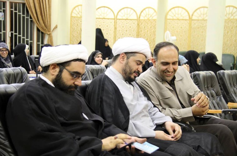 مؤسسة الدليل تلبي الدعوة وتشارك في حفل أقامته جامعة الإمام الصادق (ع) في طهران